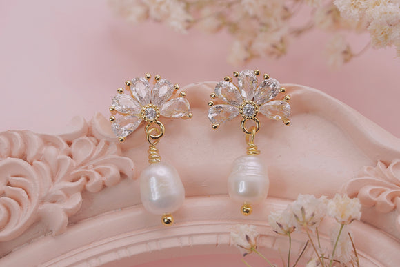 White Dazzle Earrings
