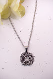 Modern Heart Necklace - Gold/Silver