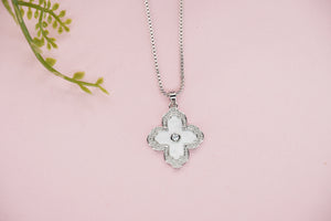 Unique Clover Necklace