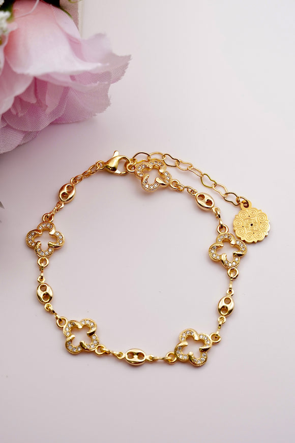 Goddess Clover Bracelet