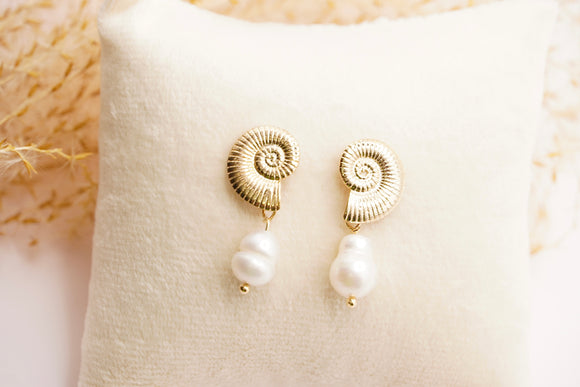 Seashell Drop Pearl Earrings